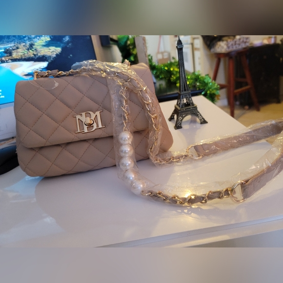 Badgley Mischka Handbags - $50 NWT Crossed body bag Badgley